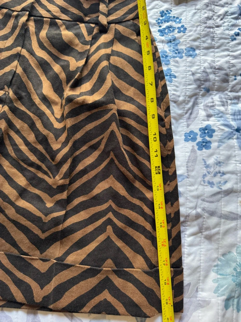 Lafayette 148 New York Black and Brown Zebra-Print Mini Skirt